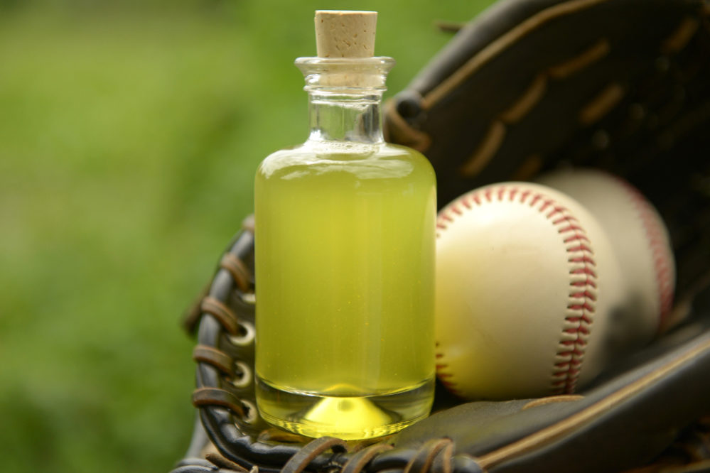 Best Baseball Glove Oil